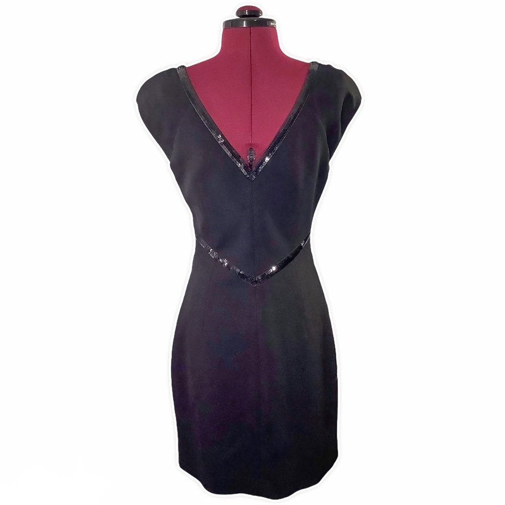 🎉HP🎉LAUNDRY SHELLI SEGAL Sequin CrissCross 👗 - Picture 4 of 9